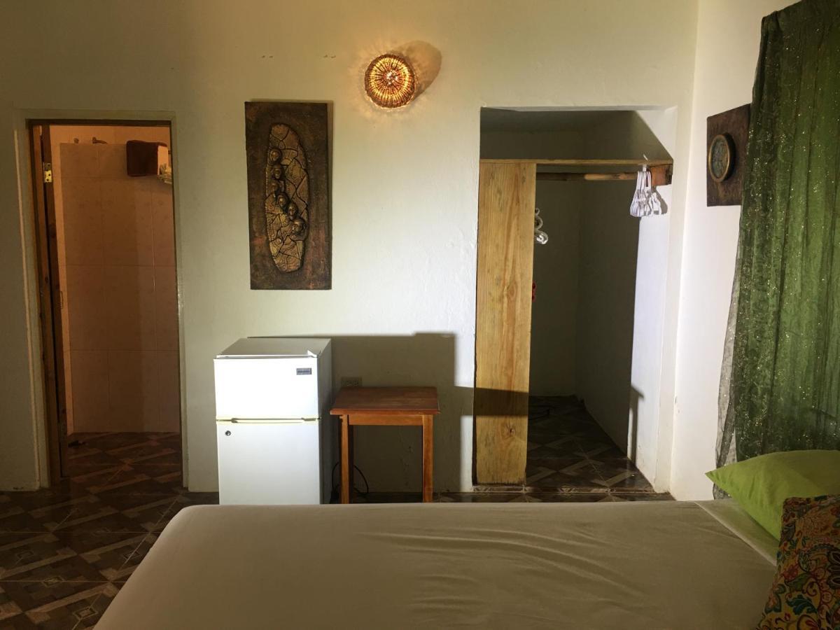 Can Jam Retreat Негрил Екстер'єр фото