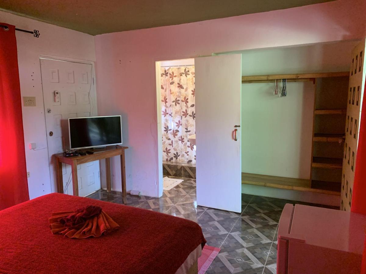 Can Jam Retreat Негрил Екстер'єр фото